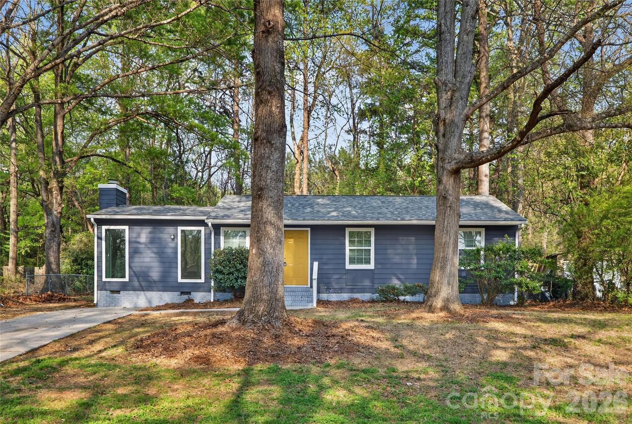 5143 Delivau Dr., Charlotte, NC 28215