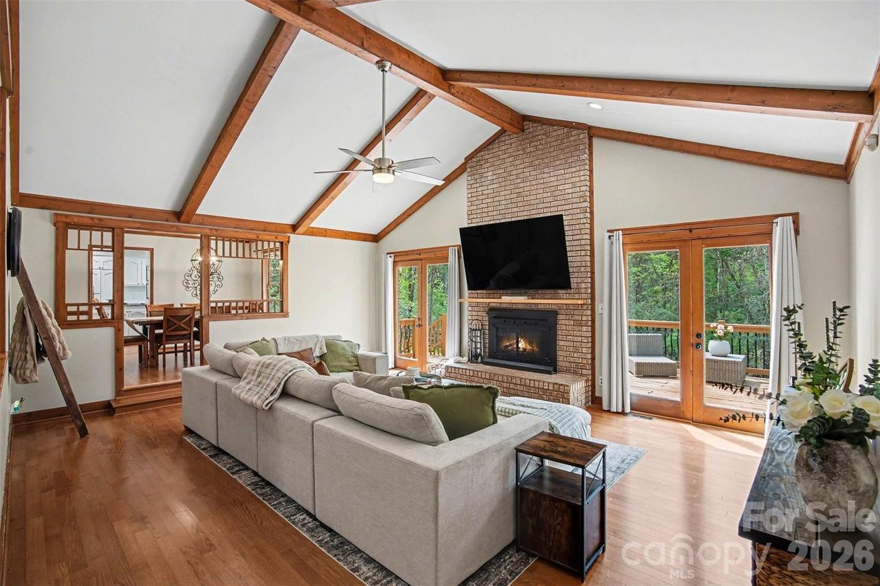 4027 Oakdale Rd., Charlotte, NC 28216