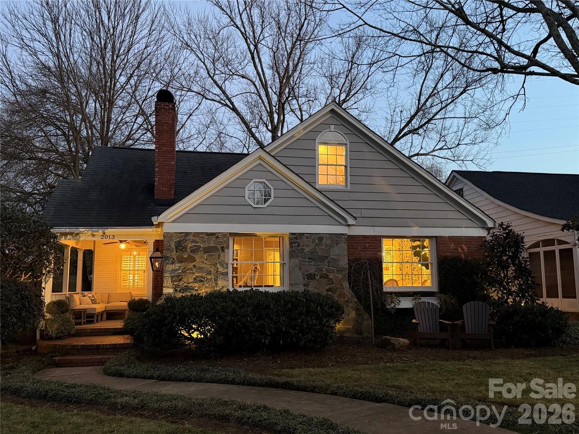 2013 Charlotte Dr., Charlotte, NC 28203