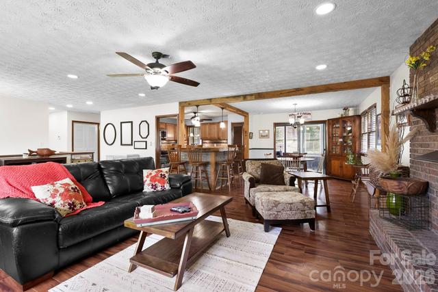 New Homes For Sale This Week That Attend Etowah Elementary: April 3rd to April 9th