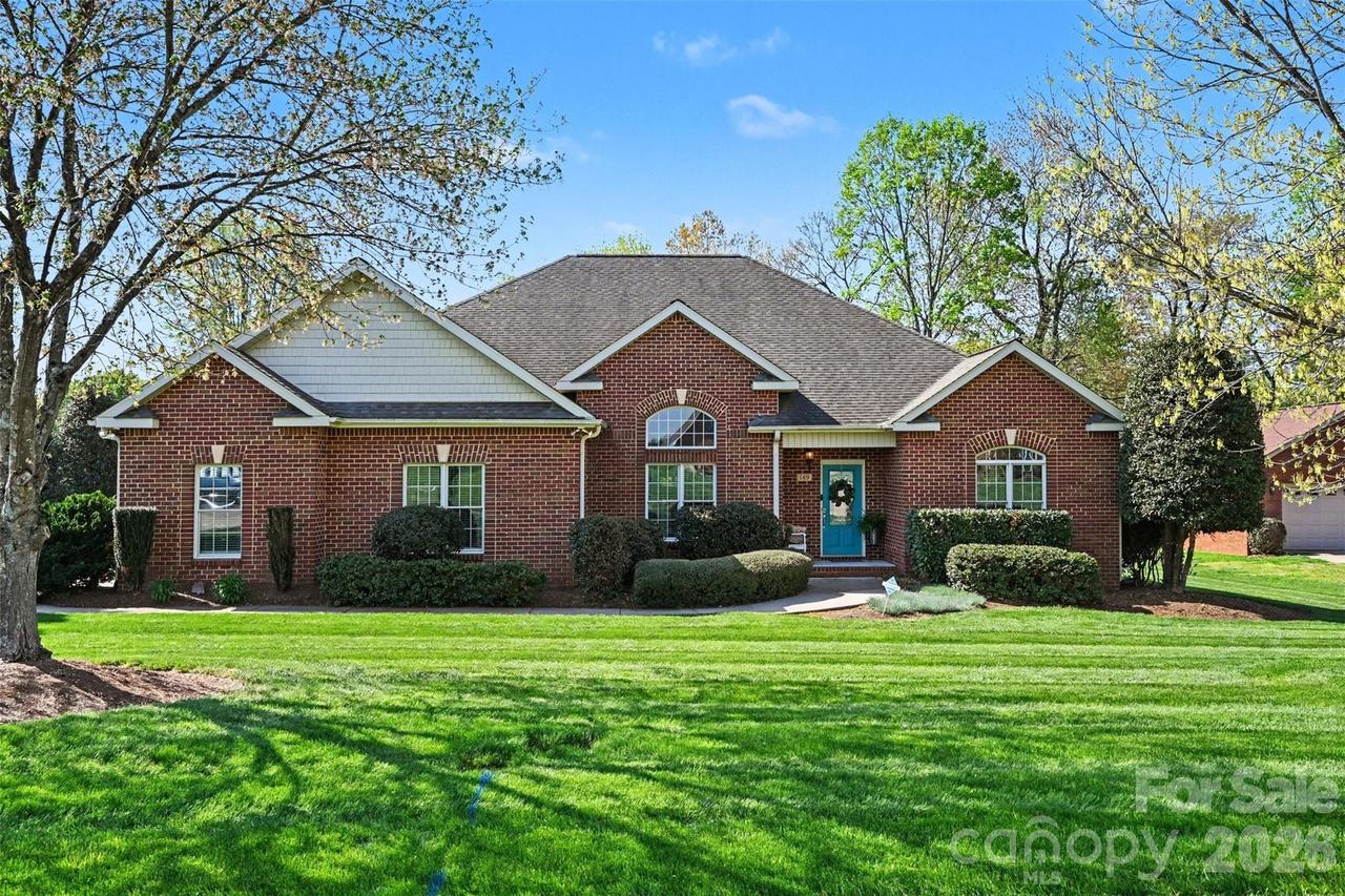 149 Howard Pond Loop, Statesville, NC 28625