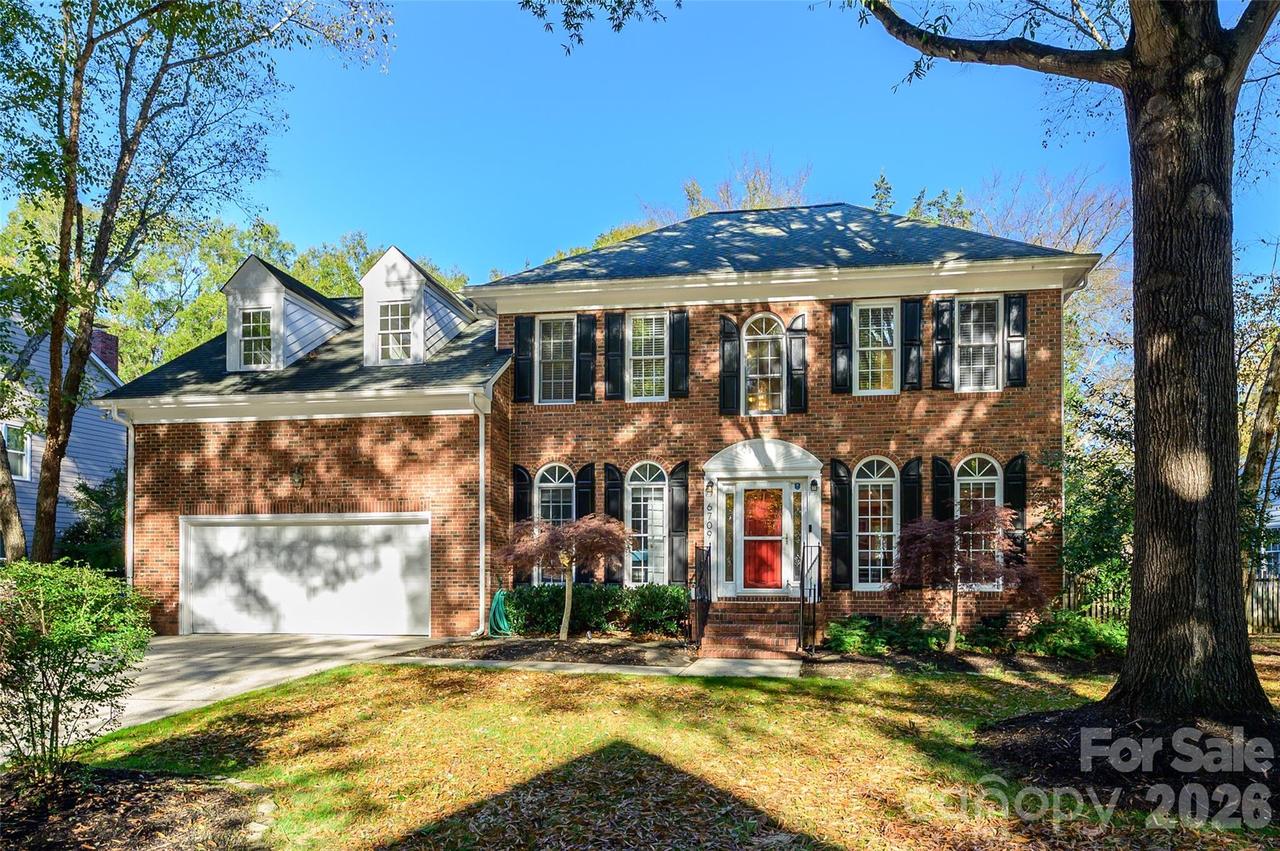 6709 Fairhope Ct., Charlotte, NC 28277