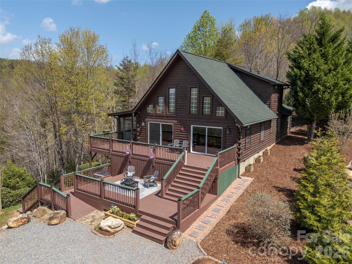 107 Woodgate Dr., Bostic, NC 28018