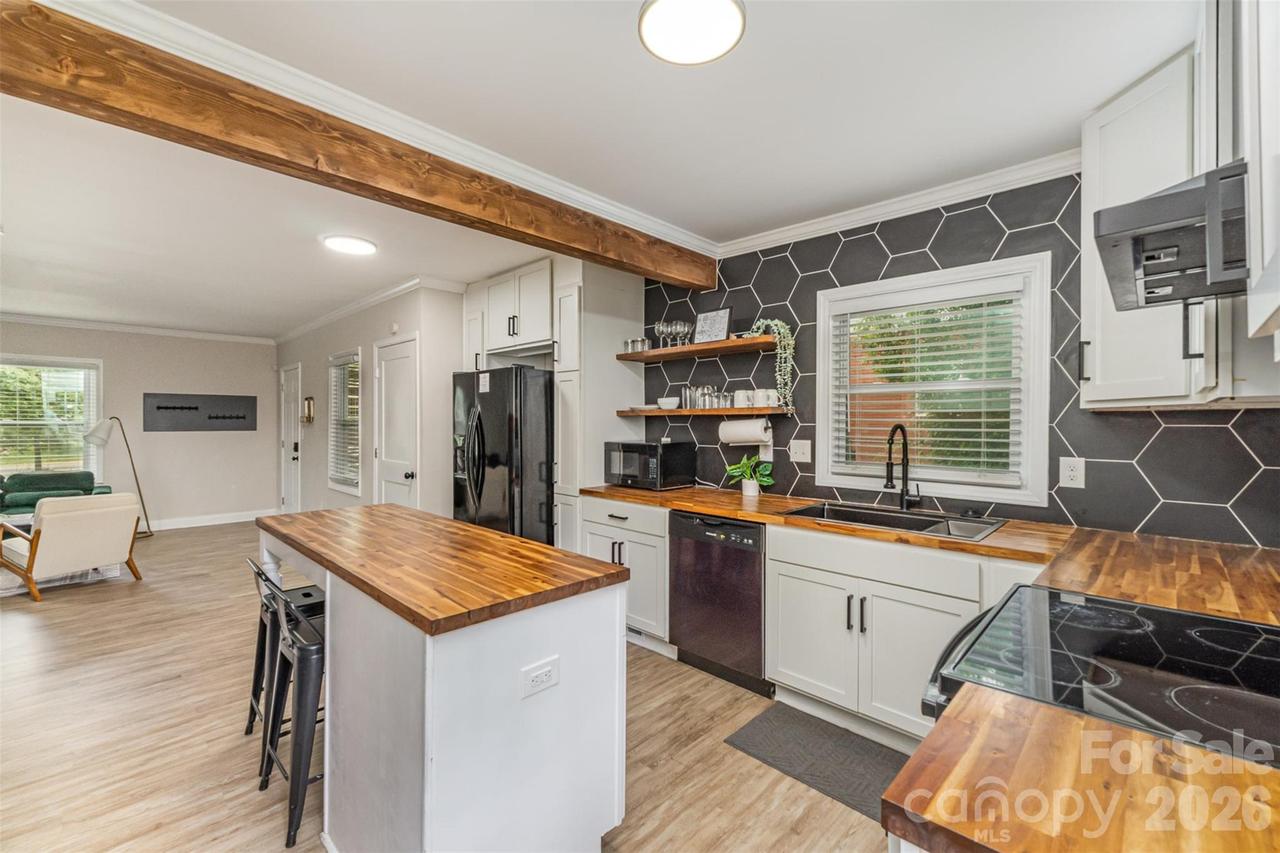 2601 Ashley Rd., Charlotte, NC 28208