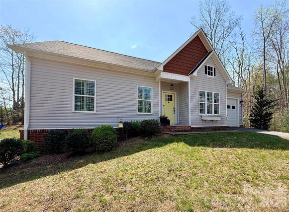 New Homes For Sale This Week That Attend Table Rock Middle: March 27th to April 2nd