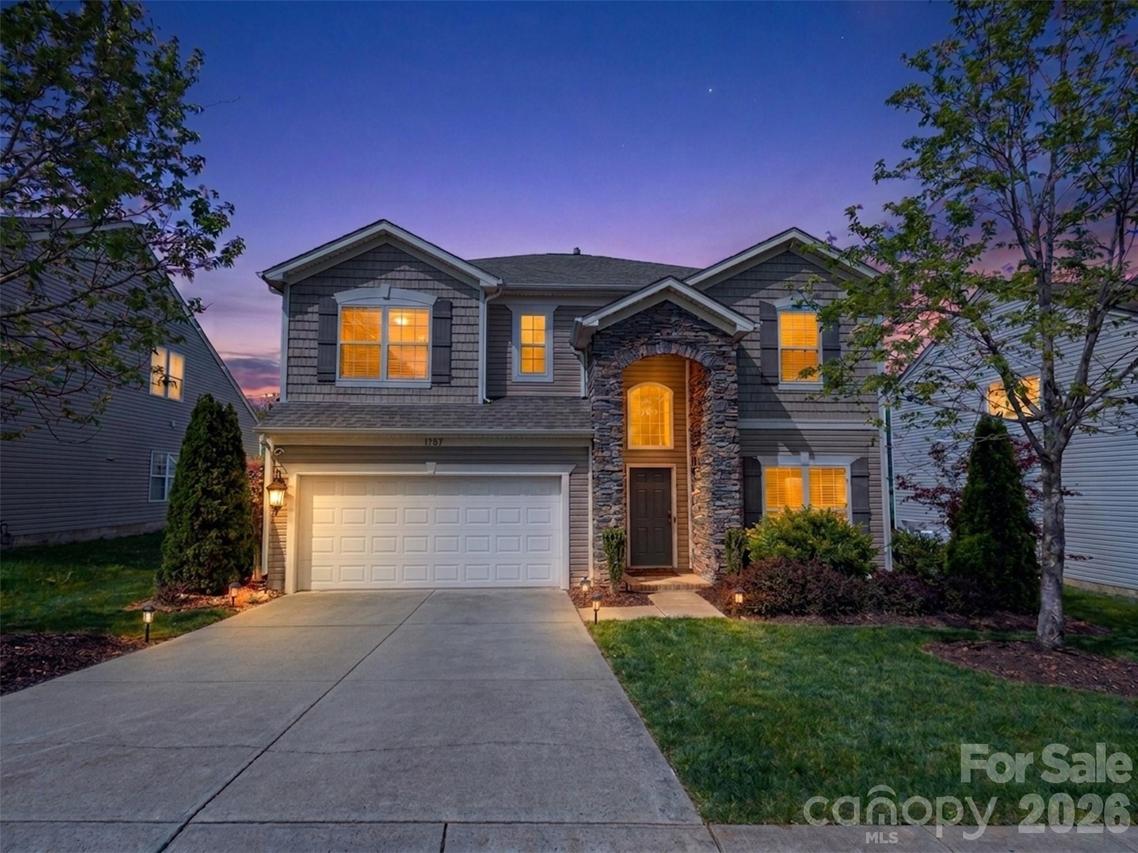 10307 Dominion Village Dr., Charlotte, NC 28269