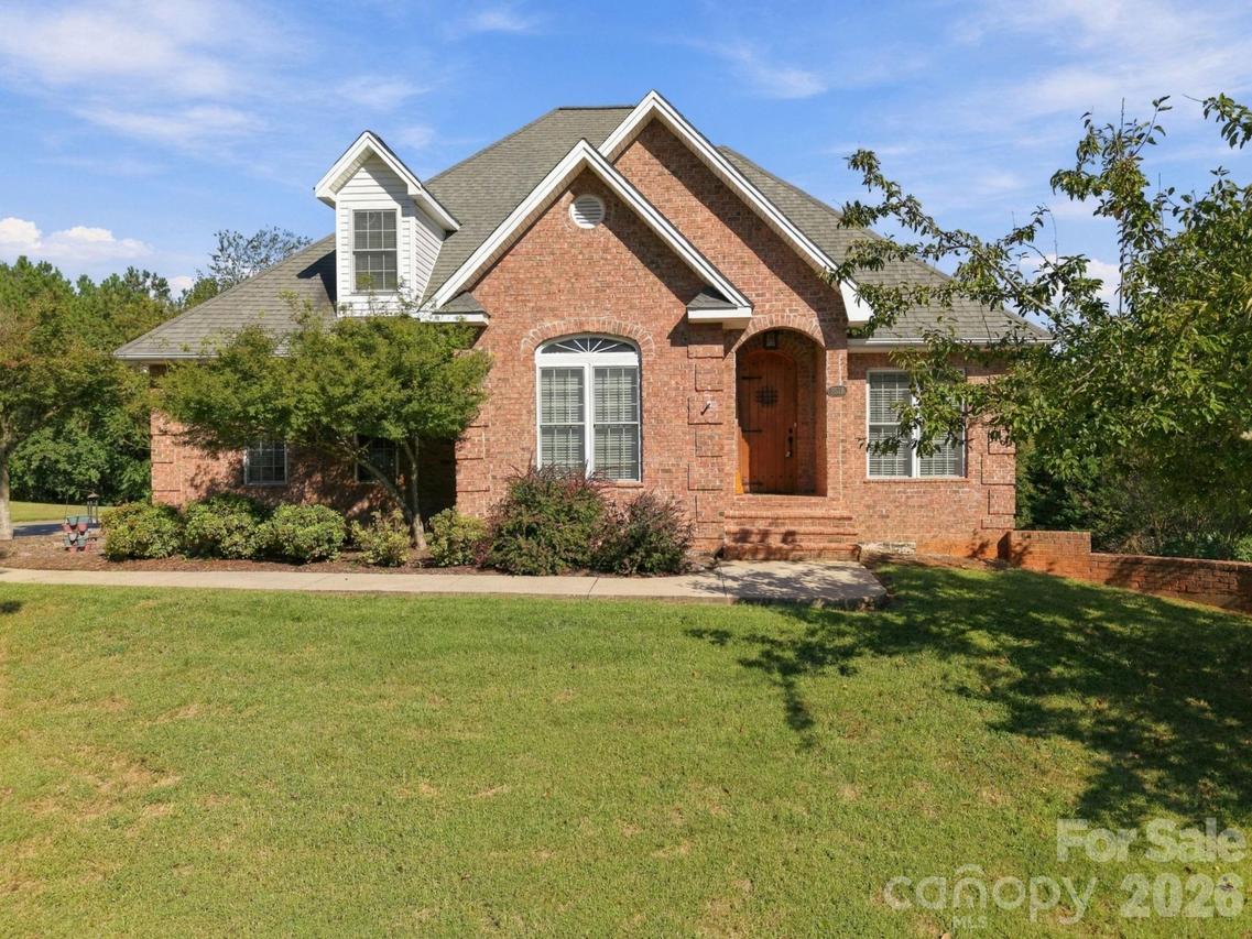 5518 Land Harbour Dr., Granite Falls, NC 28630