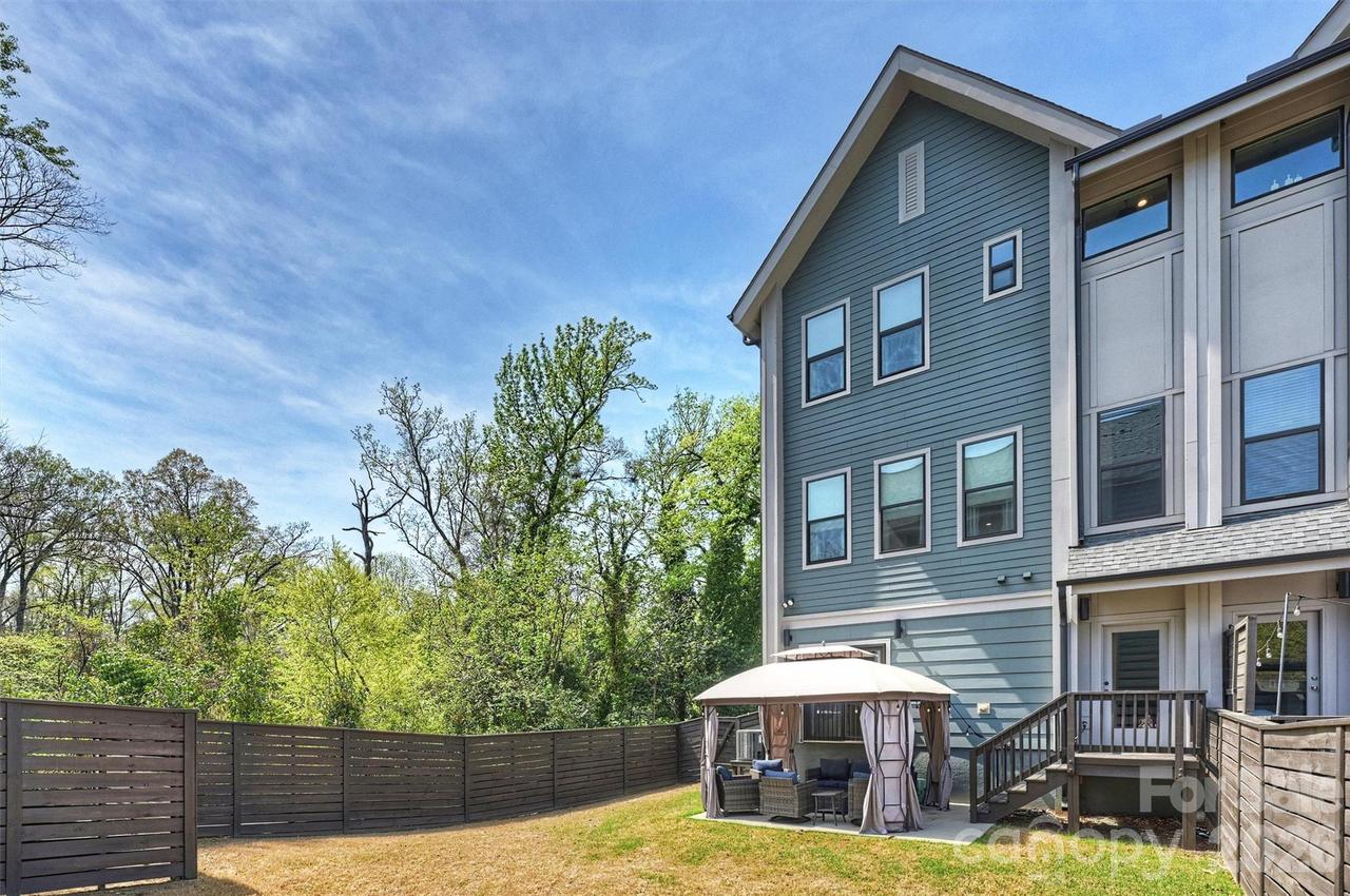 1500 Hawthorne Ln. #A, Charlotte, NC 28205