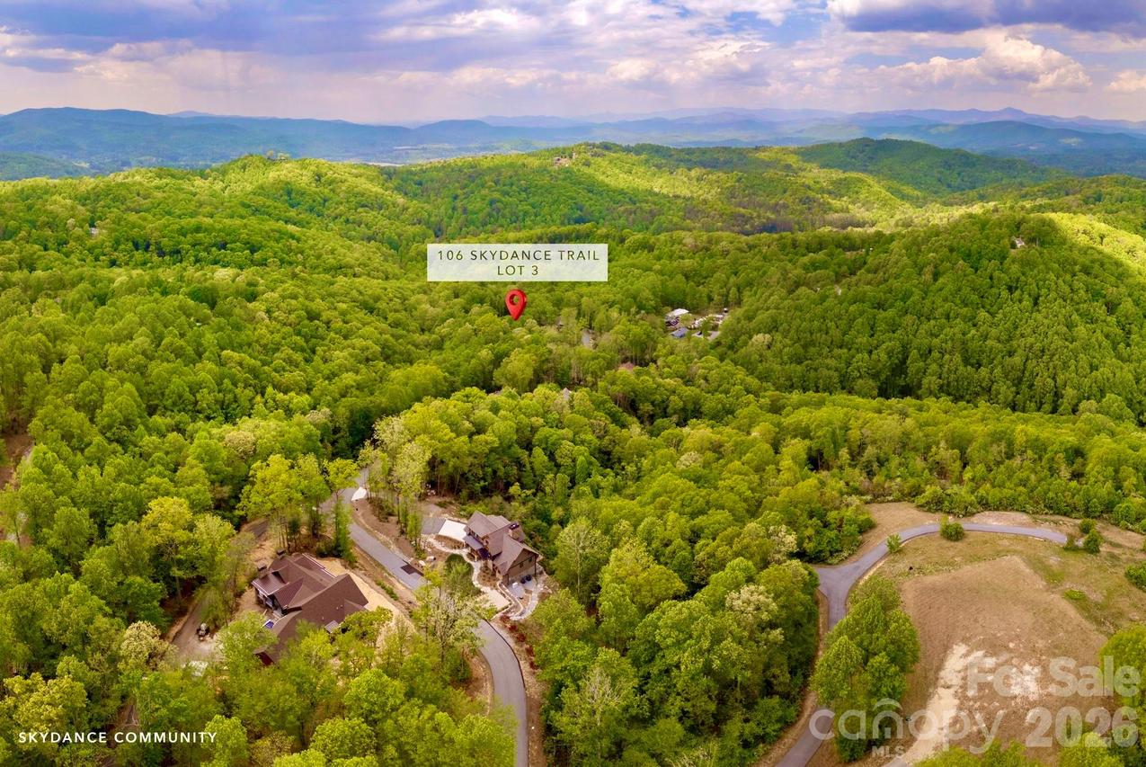 106 Skydance Tr. #3, Hendersonville, NC 28739