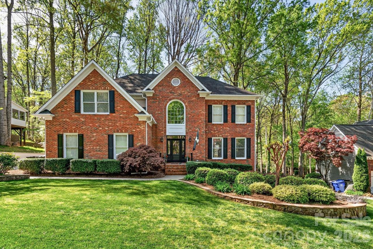 15819 Breton Brook St., Huntersville, NC 28078
