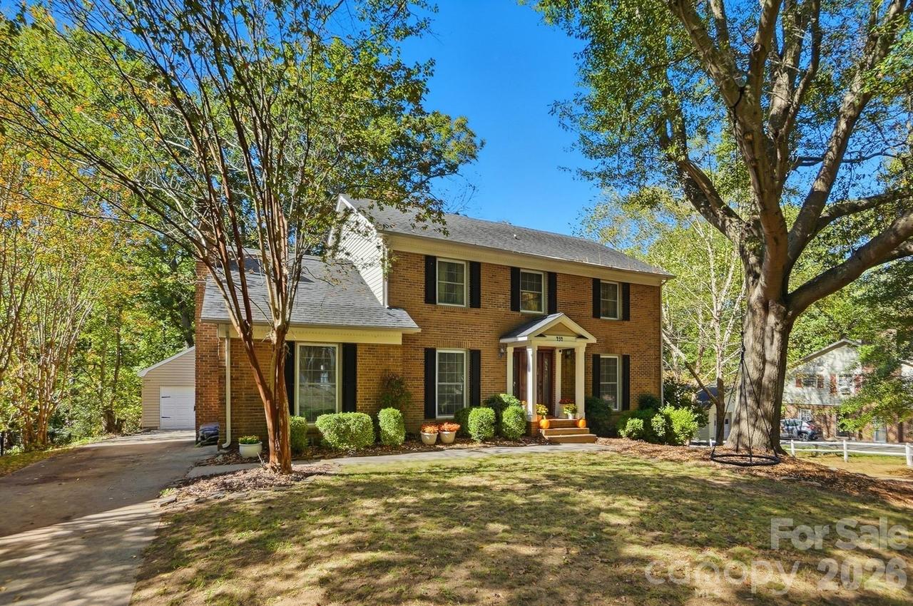 434 Chadmore Dr., Charlotte, NC 28270