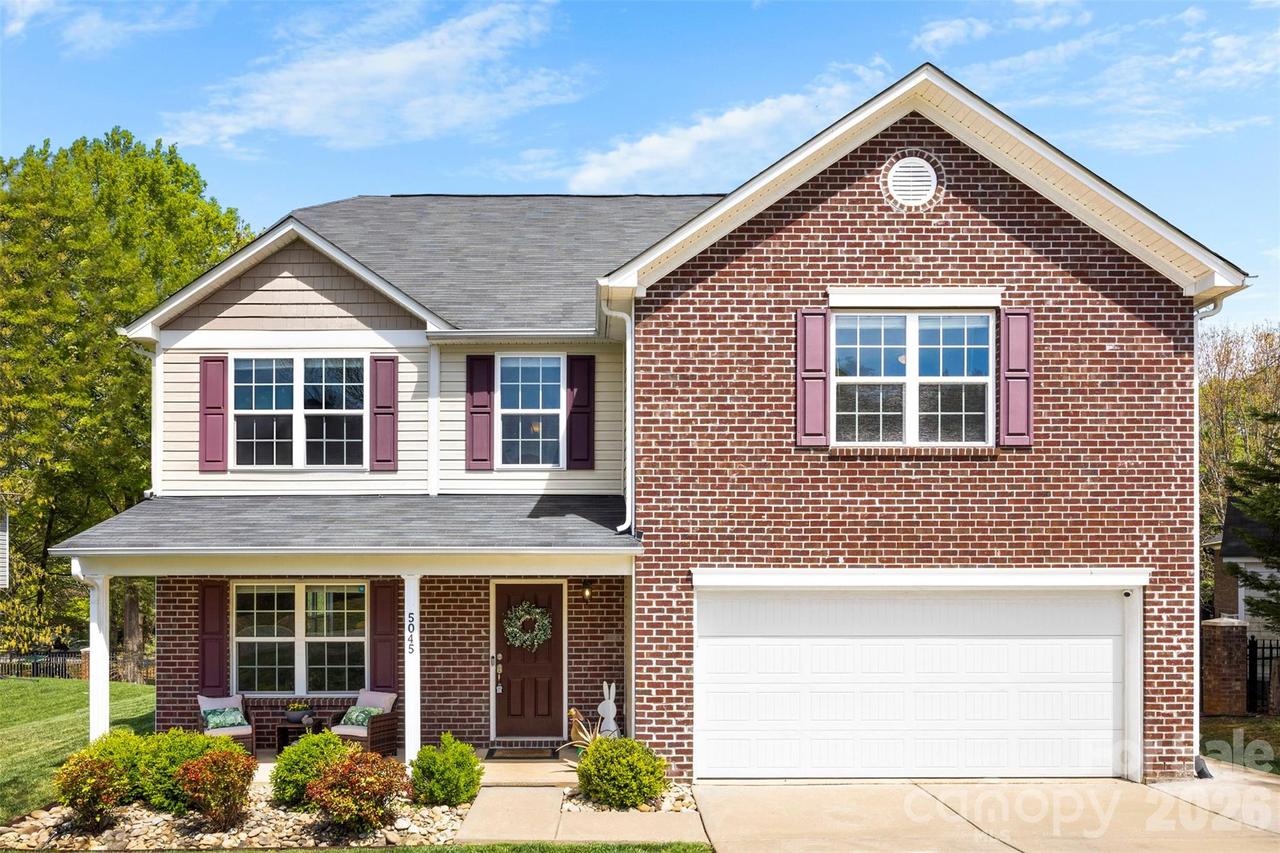 5045 Ashley Place Dr., Bessemer City, NC 28016