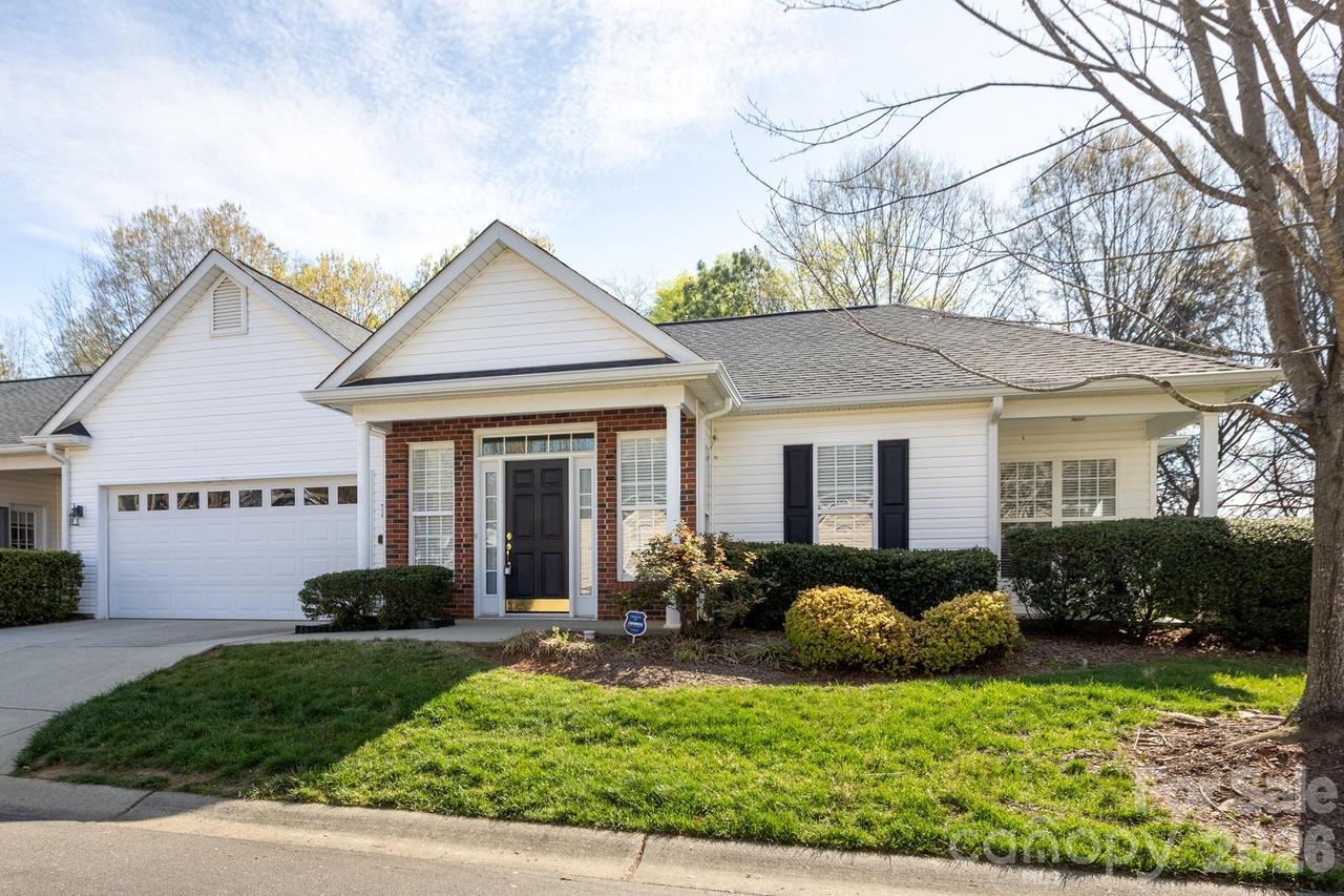 9330 Duckhorn Dr., Charlotte, NC 28277