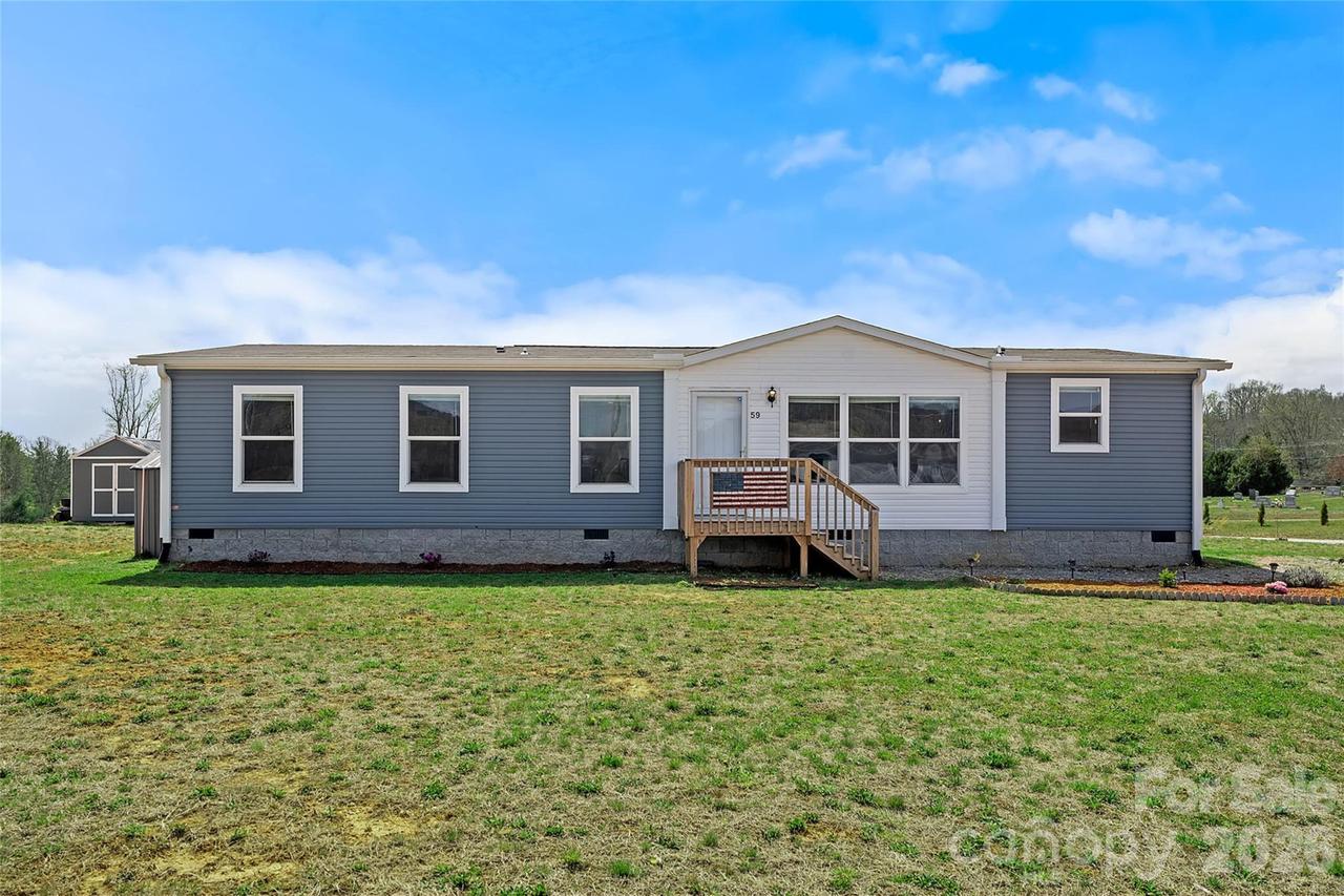 59 Alberto Way, Hendersonville, NC 28792