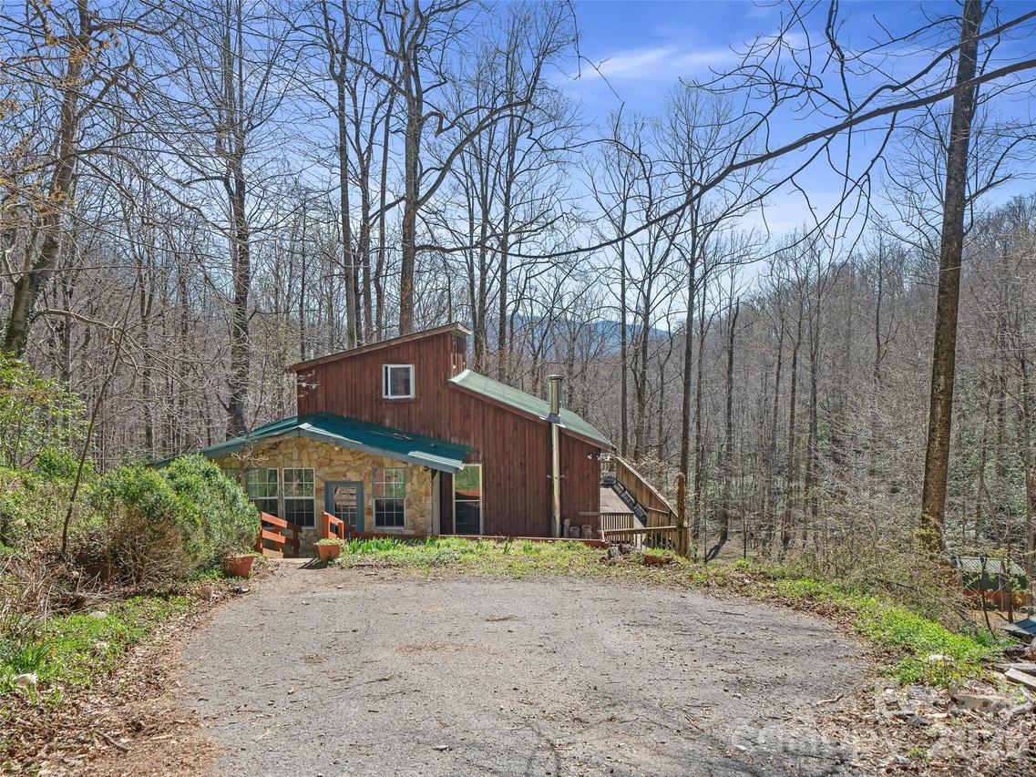 966 Waites Hollifield Rd., Marion, NC 28752