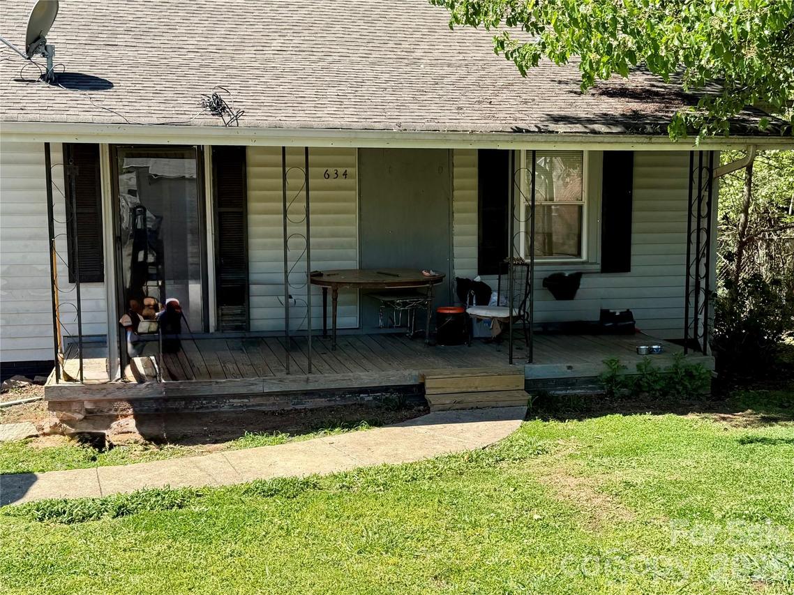 634 Oates Rd., Gastonia, NC 28052