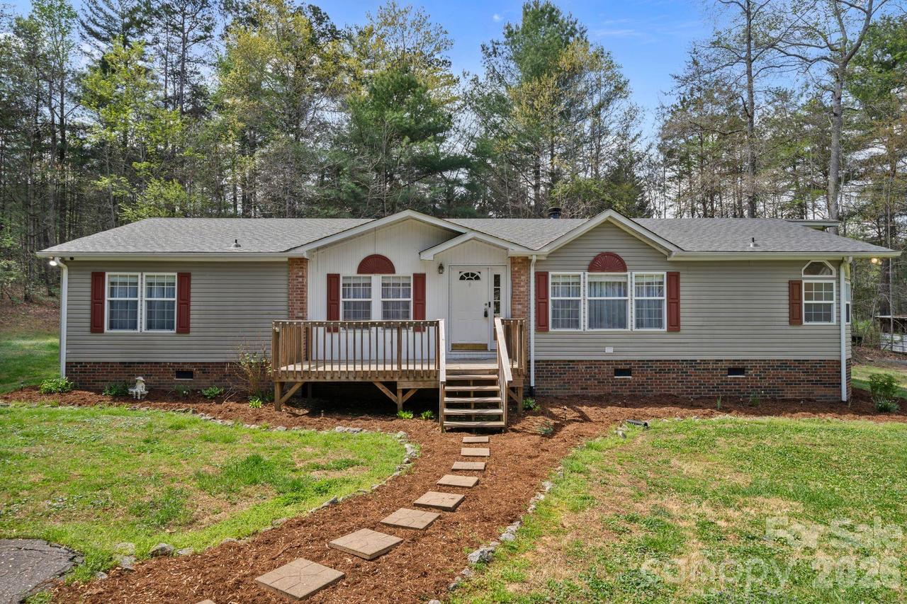4669 River Trail Ln., Granite Falls, NC 28630