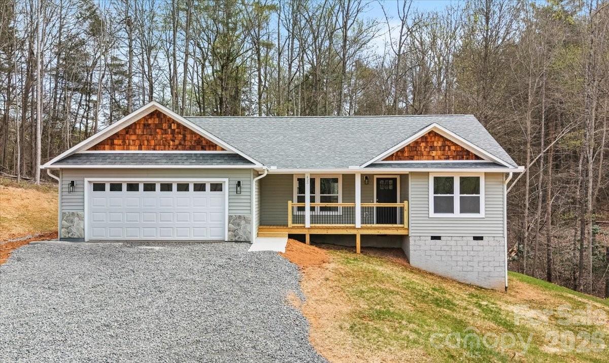 425 Hazel Brook Rd., Marshall, NC 28754