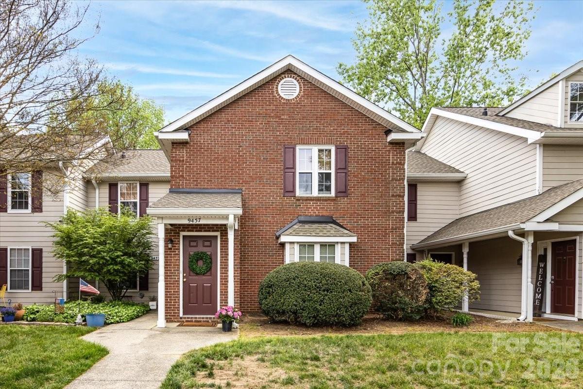 9457 S Vicksburg Park Ct., Charlotte, NC 28210