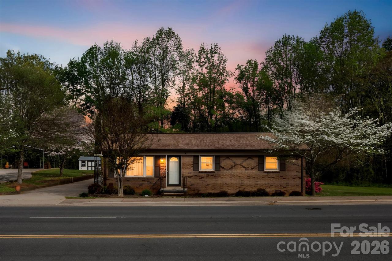 1696 Hoffman Rd., Gastonia, NC 28054