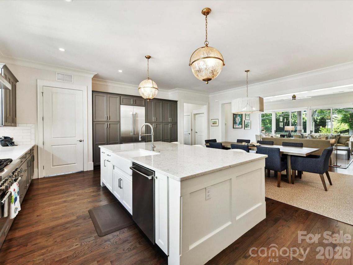 6531 Hazelton Dr., Charlotte, NC 28210