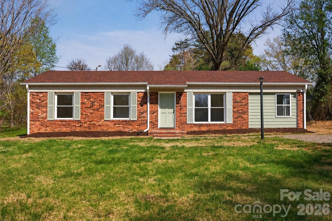 2016 Bryant St., Madison, NC 27025