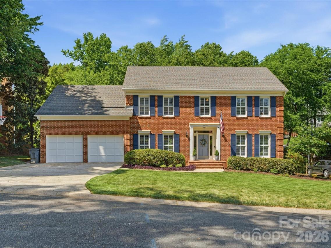 10507 Hollybrook Dr., Charlotte, NC 28277