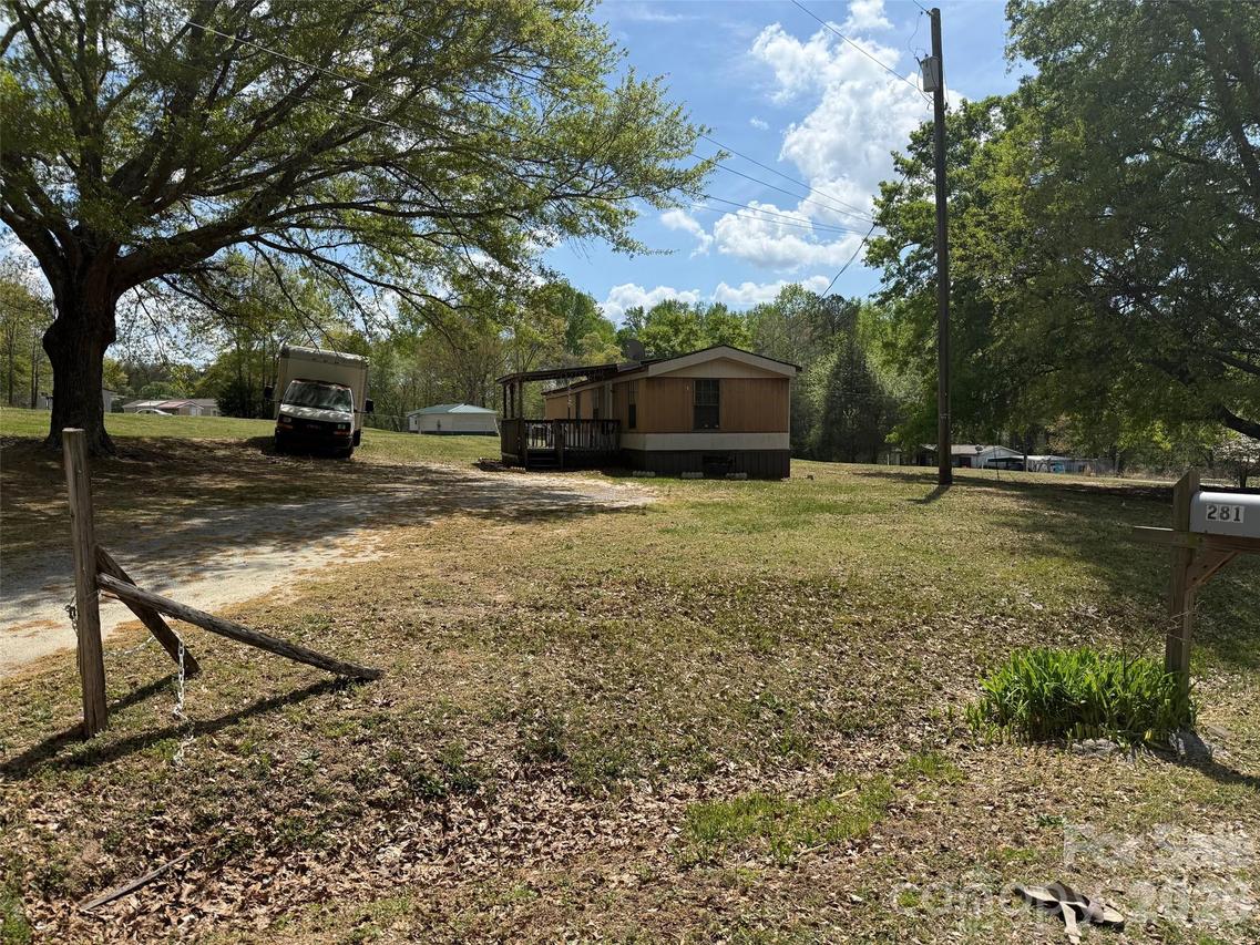 281 Phillips Dr., Forest City, NC 28043