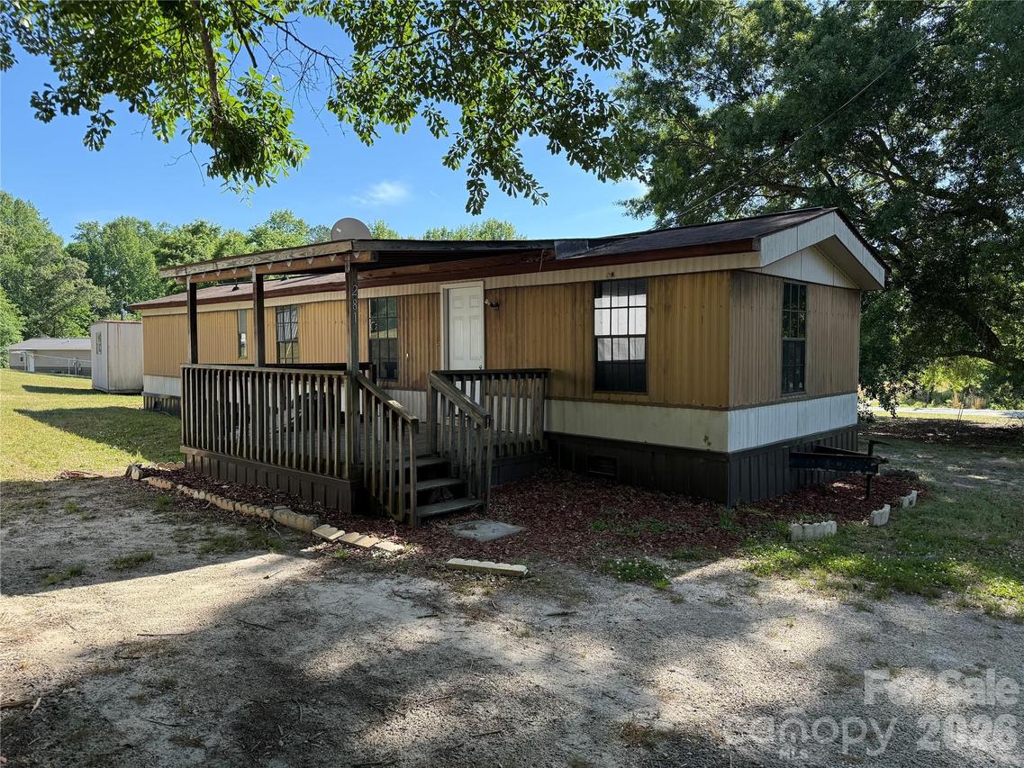 281 Phillips Dr., Forest City, NC 28043