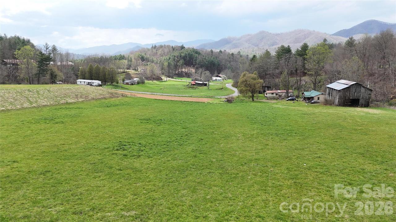 330 Tilson Branch Rd., Marshall, NC 28753