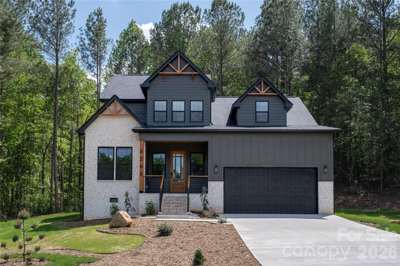 6265 Riviera Run Estates Dr., Hickory, NC 28601