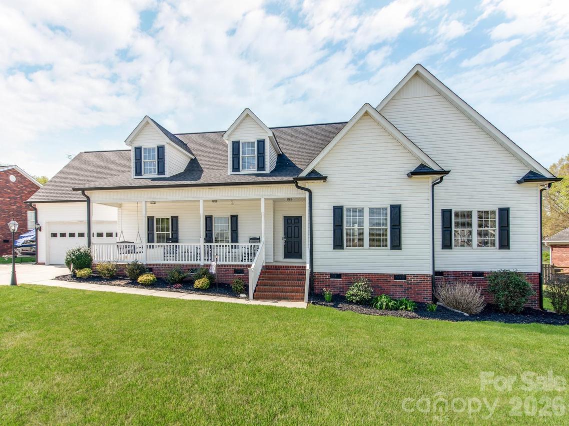 2261 Stallings Rd., Harrisburg, NC 28075