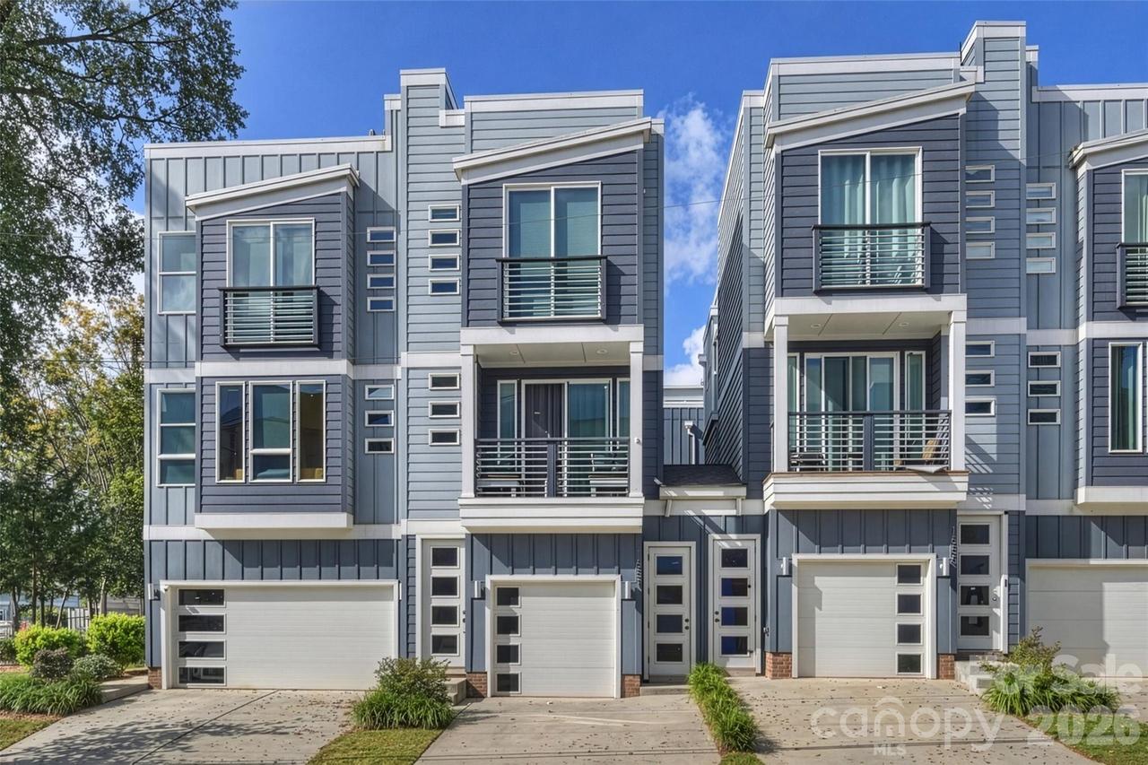 1651 Duckworth Ave., Charlotte, NC 28208