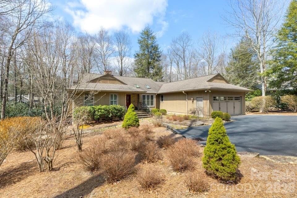 174 Garnet Rock Tr., Highlands, NC 28741