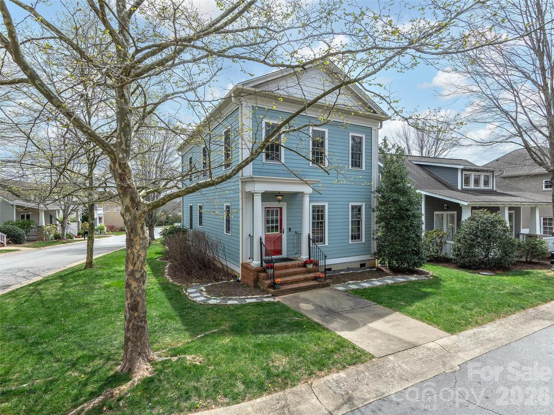 131 White Ash Dr., Asheville, NC 28803