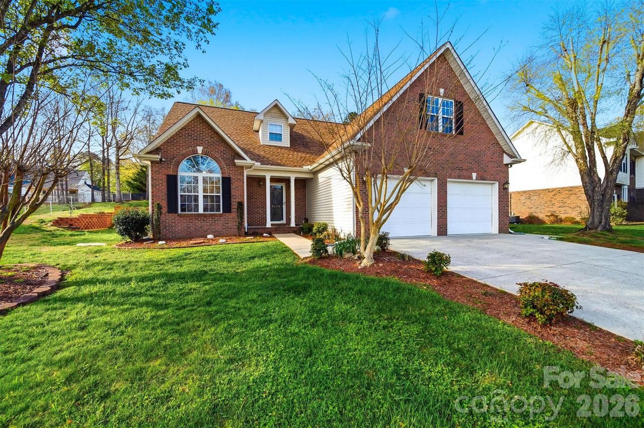 2478 23rd St., Hickory, NC 28601