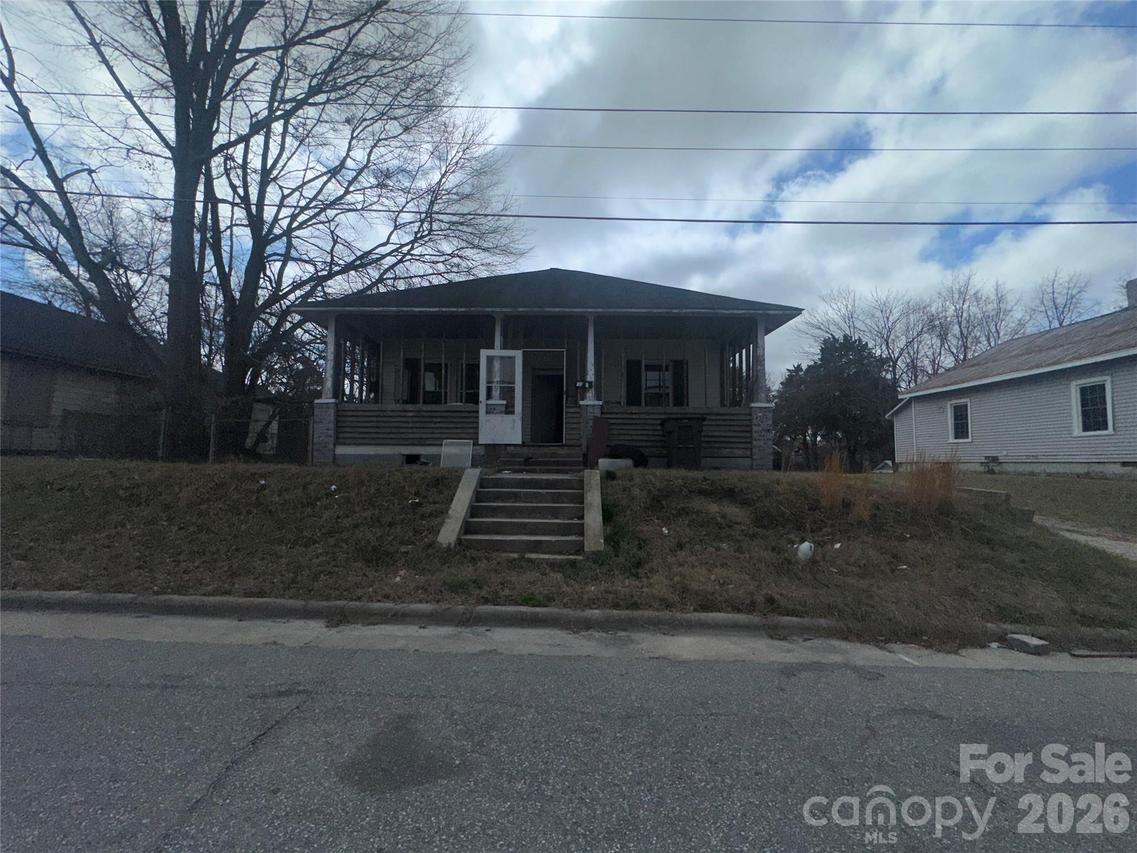 821 Fountain St., Tarboro, NC 27886