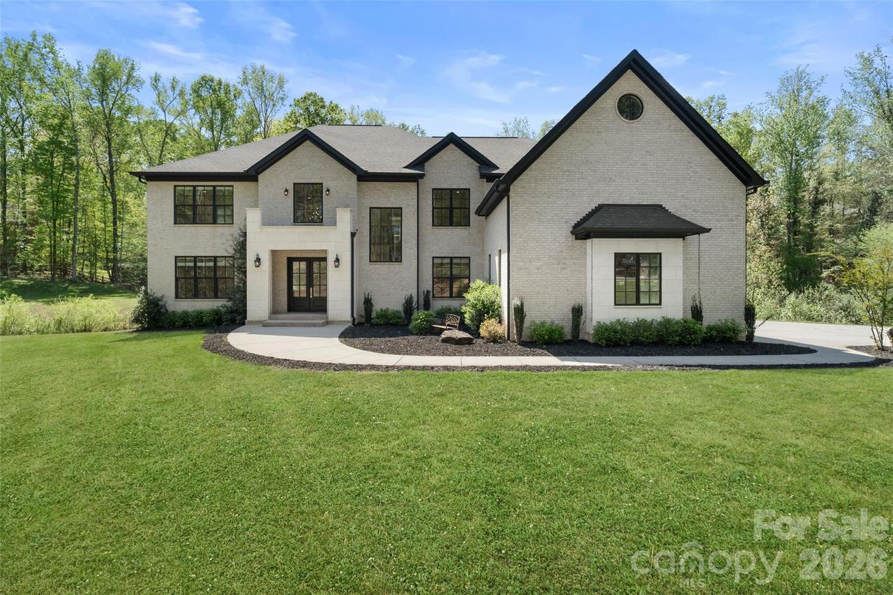 7021 Stirrup Ct., Weddington, NC 28104