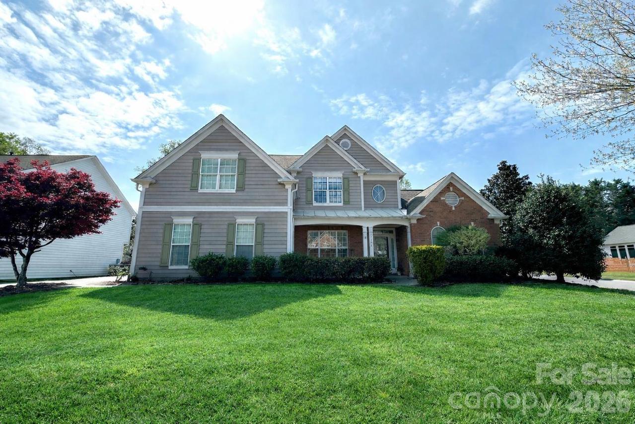 11106 Knight Castle Dr., Charlotte, NC 28277