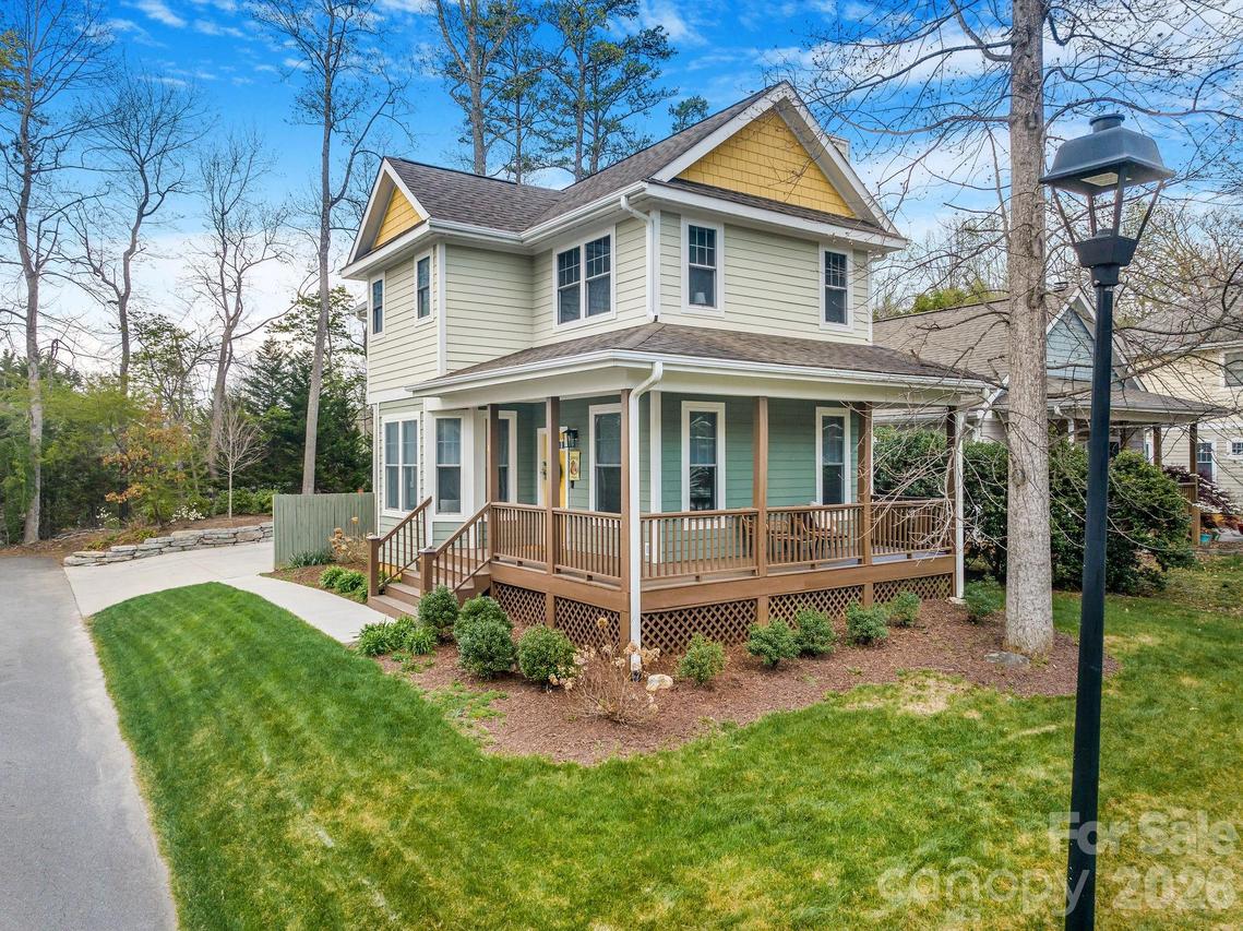 8 Lamar Ave., Asheville, NC 28803
