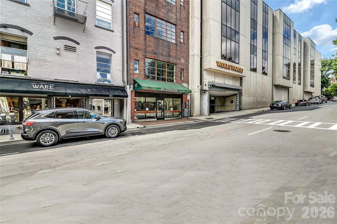 35 Patton Ave. #202, Asheville, NC 28801