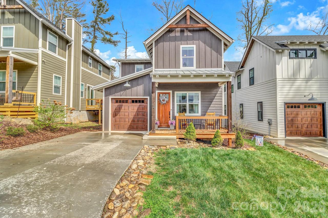 20 Phillip Ln., Arden, NC 28704