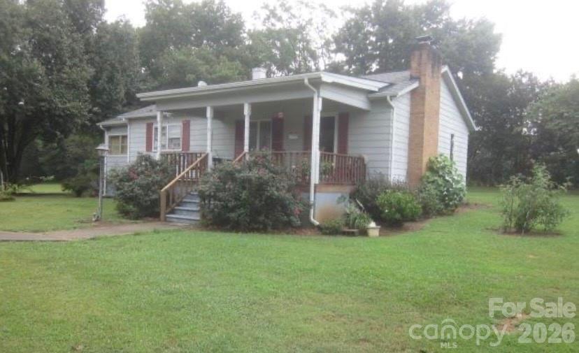 346 Walker Store Rd., Ellenboro, NC 28040