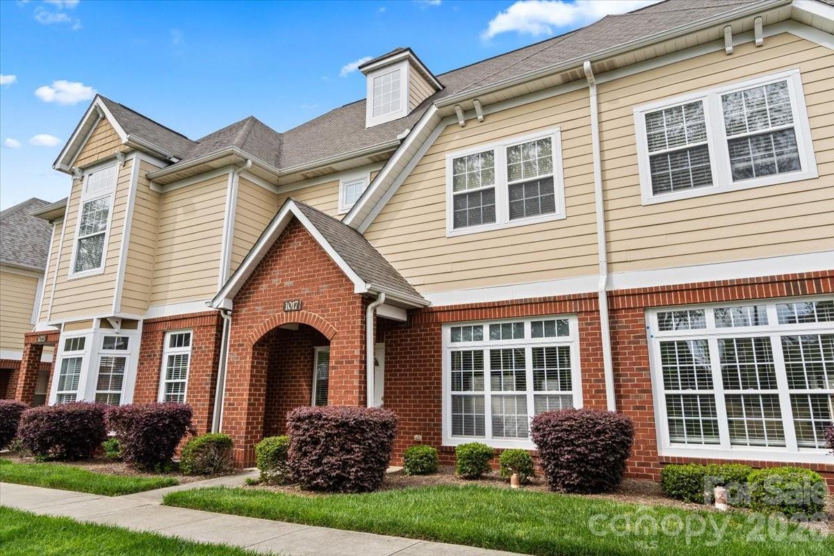 1017 Central Park Cir., Davidson, NC 28036