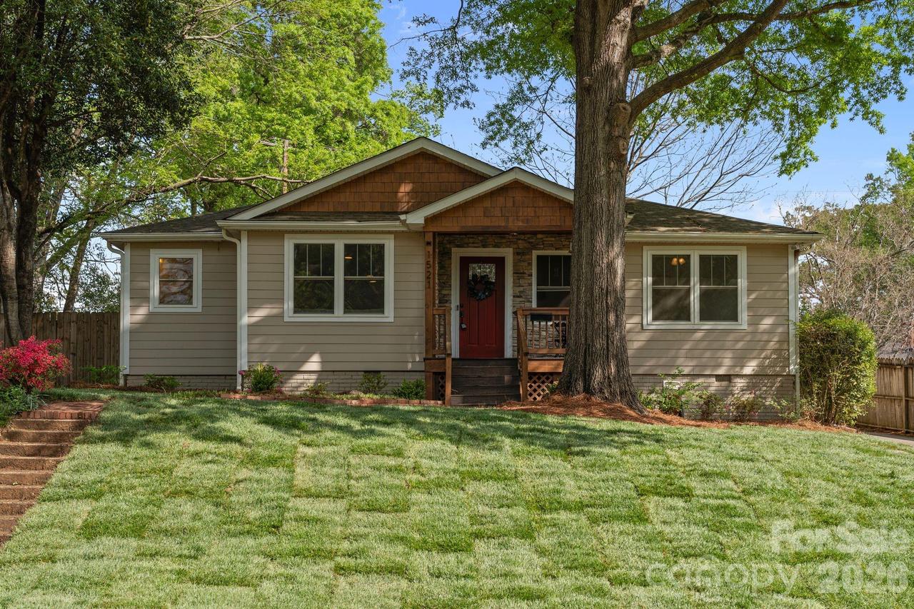1521 Winston Dr., Charlotte, NC 28205