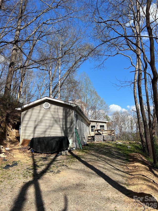 150 Combo Ct., Waynesville, NC 28786