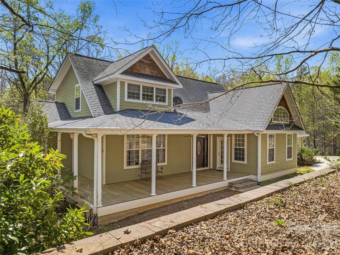 196 Blackbird Ln., Tryon, NC 28782