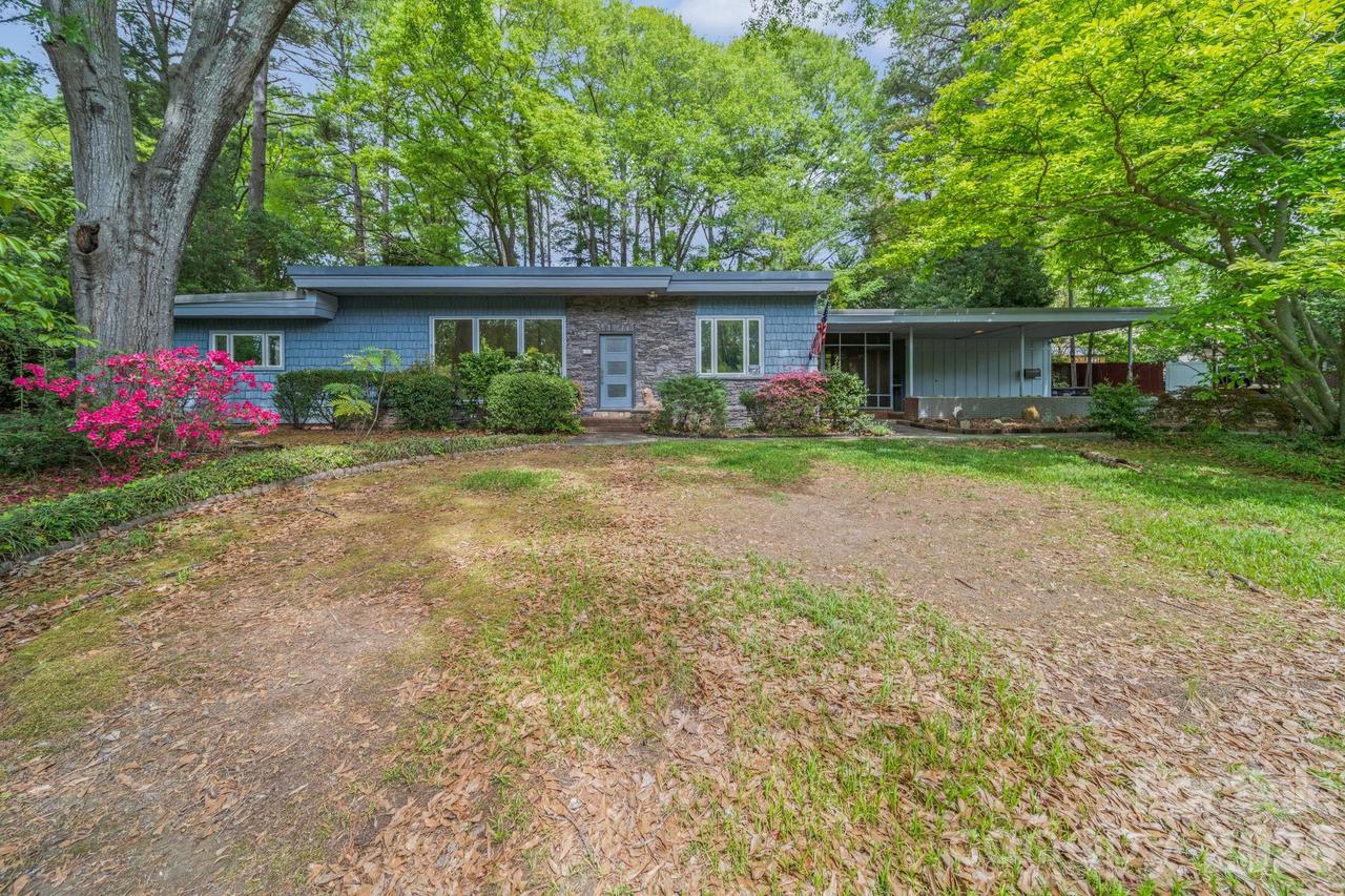 1051 Paramount Cir., Gastonia, NC 28052