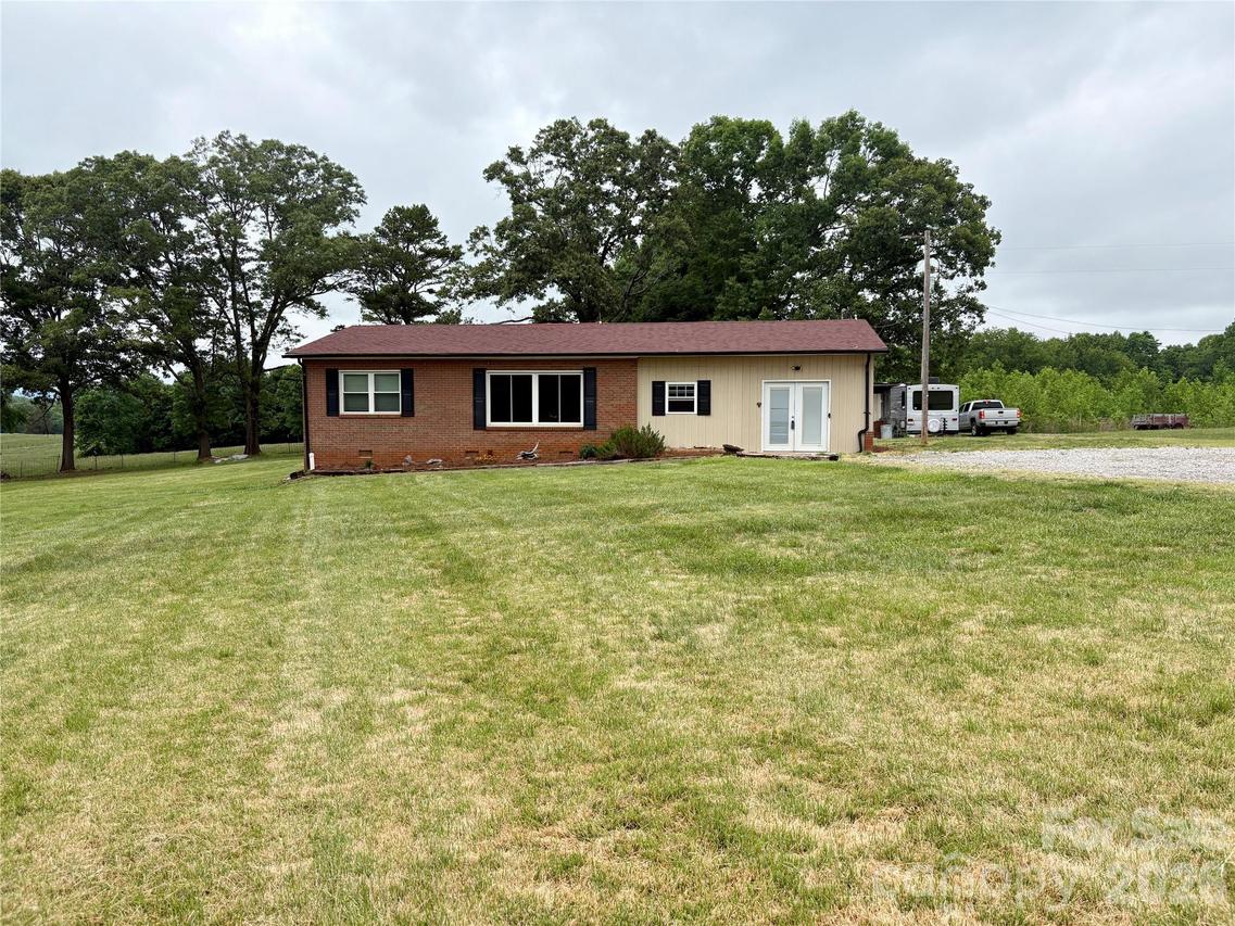 120 Mitch Rd., Union Grove, NC 28689