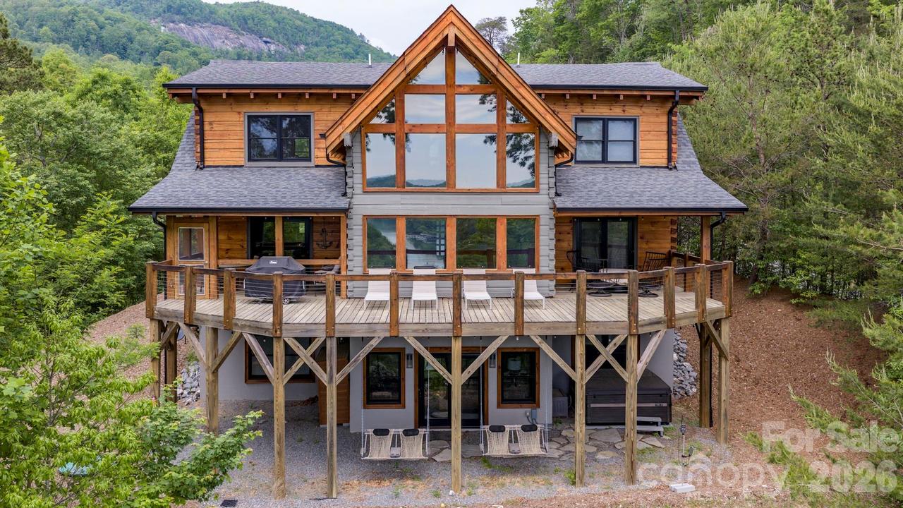 286 Holmstead Dr., Lake Lure, NC 28746